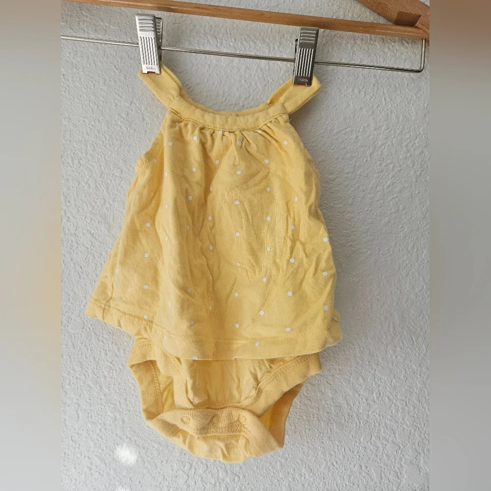 baby gap yellow romper, 3 months